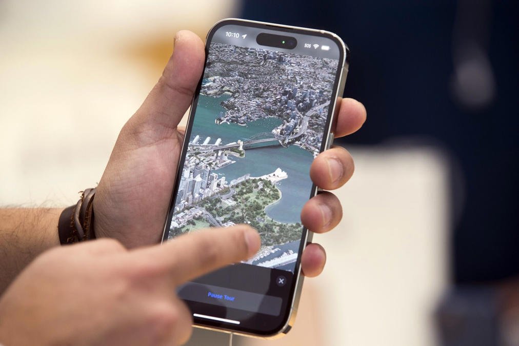Apple is set to put ads in Apple Maps in services push